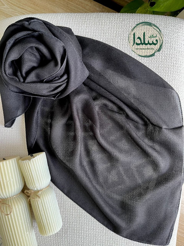 روسری نخی ترک اصل ،کیفیت عالی ،قواره ۱۲۵ ،۵طرح زیبا